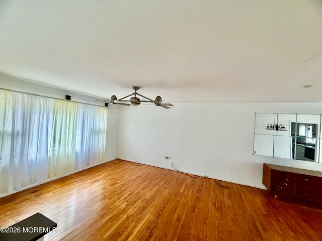 350 Bartley Road, Jackson, NJ 08527