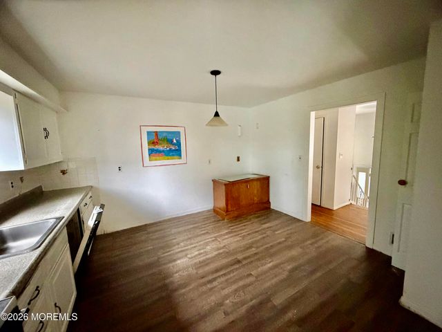 350 Bartley Road, Jackson, NJ 08527