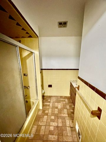 350 Bartley Road, Jackson, NJ 08527