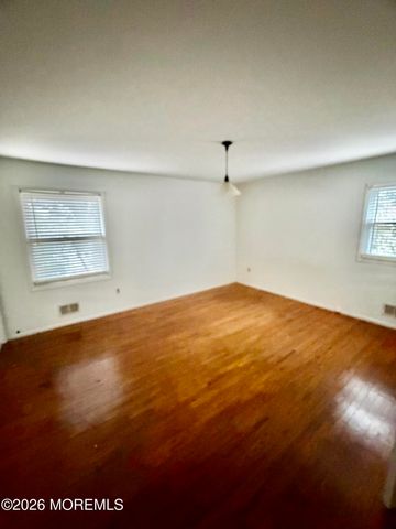 350 Bartley Road, Jackson, NJ 08527