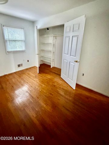 350 Bartley Road, Jackson, NJ 08527