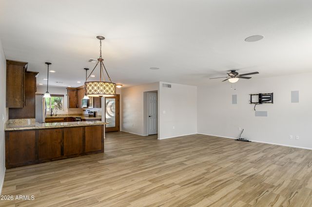 11037 W MEADE Drive, Sun City, AZ 85351