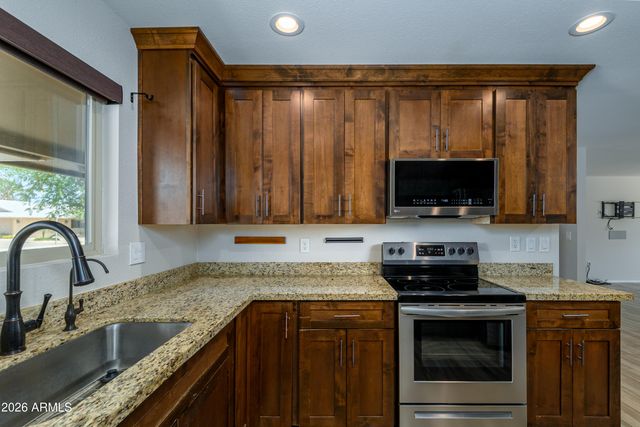 11037 W MEADE Drive, Sun City, AZ 85351