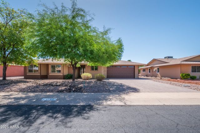 11037 W MEADE Drive, Sun City, AZ 85351