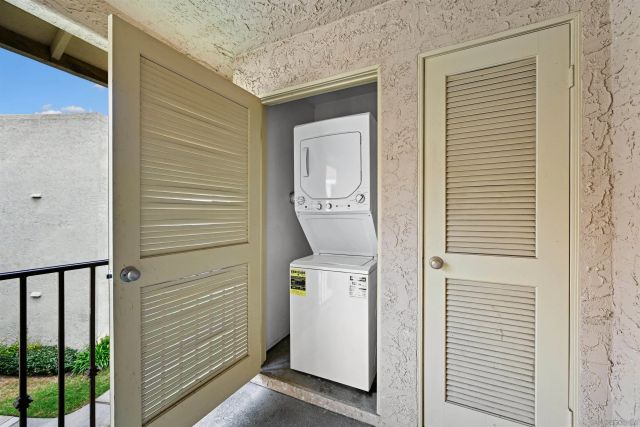 8223 Jade Coast Rd 118, San Diego, CA 92126