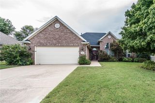 5302 S 44th Place, Rogers, AR 72758