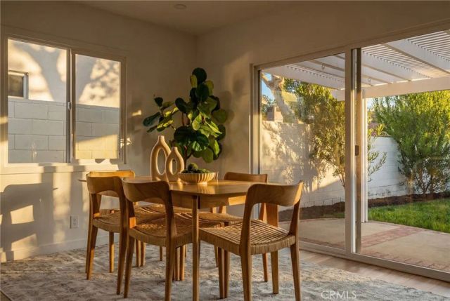 5141 Don Pio Drive, Woodland Hills, CA 91364