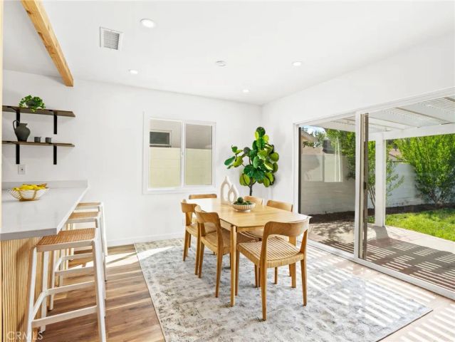 5141 Don Pio Drive, Woodland Hills, CA 91364