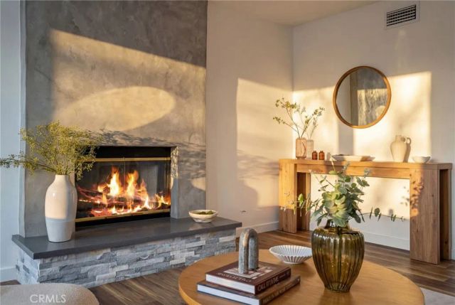 5141 Don Pio Drive, Woodland Hills, CA 91364