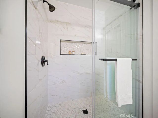 5141 Don Pio Drive, Woodland Hills, CA 91364