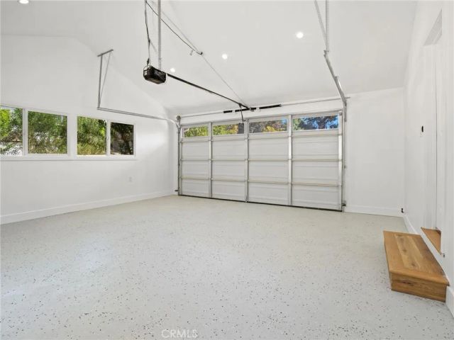 5141 Don Pio Drive, Woodland Hills, CA 91364