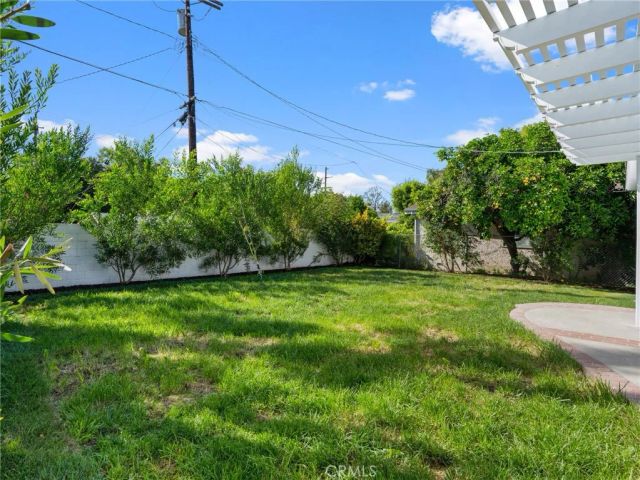 5141 Don Pio Drive, Woodland Hills, CA 91364