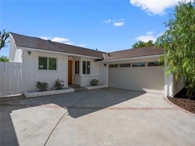 5141 Don Pio Drive, Woodland Hills, CA 91364
