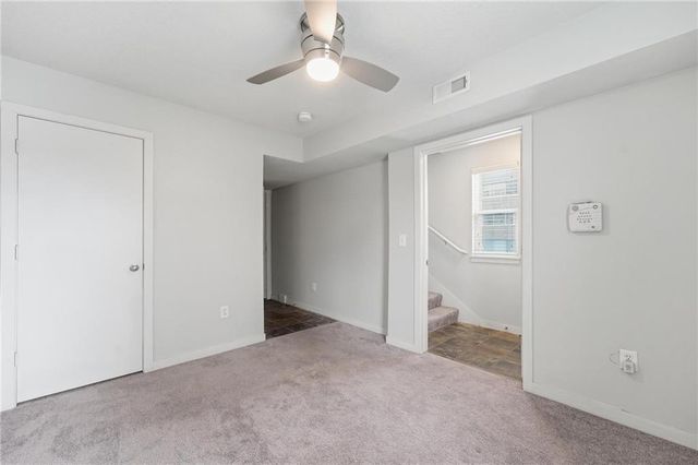 4577 Madison Avenue E4, Kansas City, MO 64111