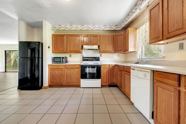 7674 Christy Cary Lane, Tallahassee, FL 32304