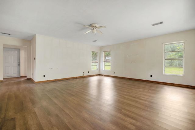 7674 Christy Cary Lane, Tallahassee, FL 32304