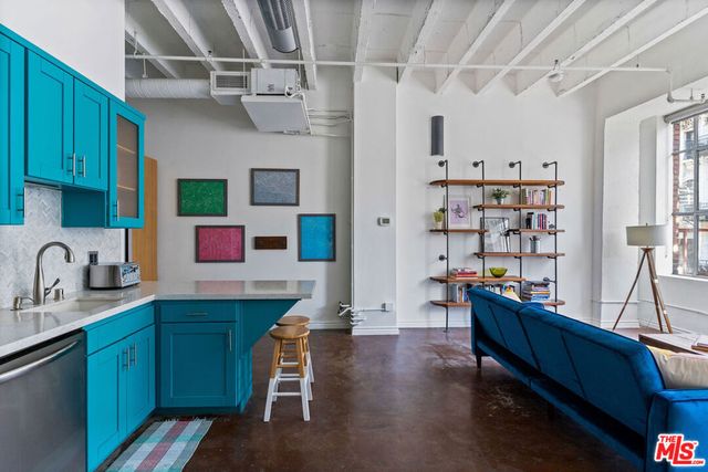 312 W 5th Street 719, Los Angeles, CA 90013