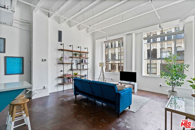 312 W 5th Street 719, Los Angeles, CA 90013