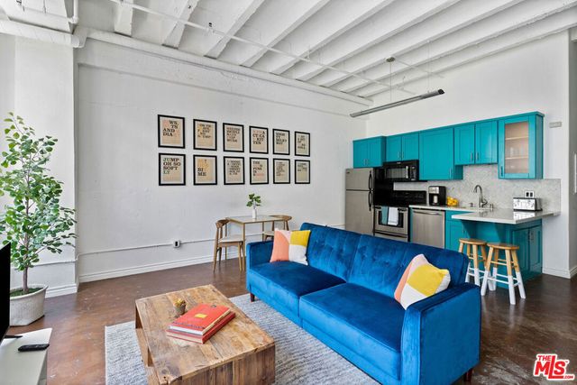 312 W 5th Street 719, Los Angeles, CA 90013