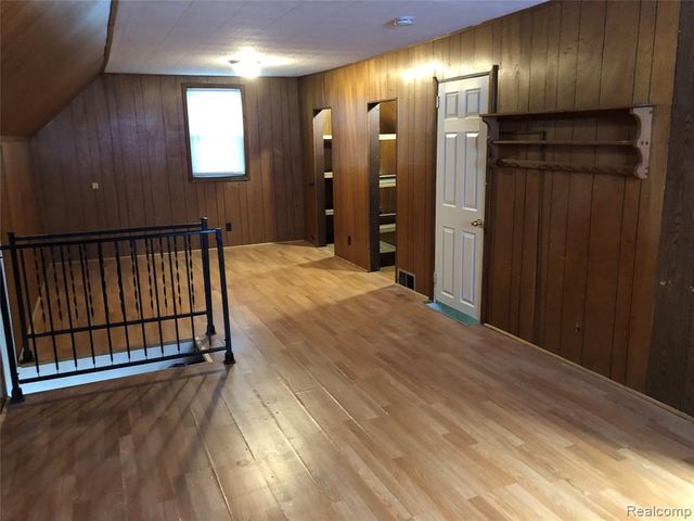 19384 Norborne, Redford, MI 48240