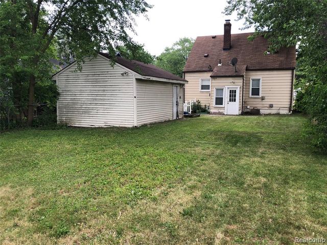 19384 Norborne, Redford, MI 48240