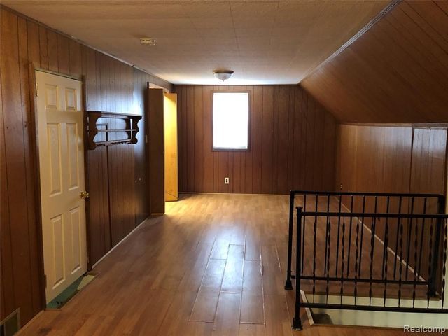 19384 Norborne, Redford, MI 48240