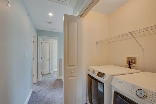 1202 Hazelwood Way 1202, Clinton, MA 01510