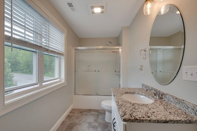 1202 Hazelwood Way 1202, Clinton, MA 01510