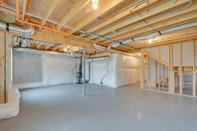 1202 Hazelwood Way 1202, Clinton, MA 01510
