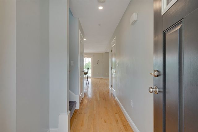 1202 Hazelwood Way 1202, Clinton, MA 01510