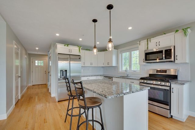 1202 Hazelwood Way 1202, Clinton, MA 01510