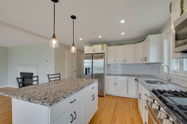 1202 Hazelwood Way 1202, Clinton, MA 01510