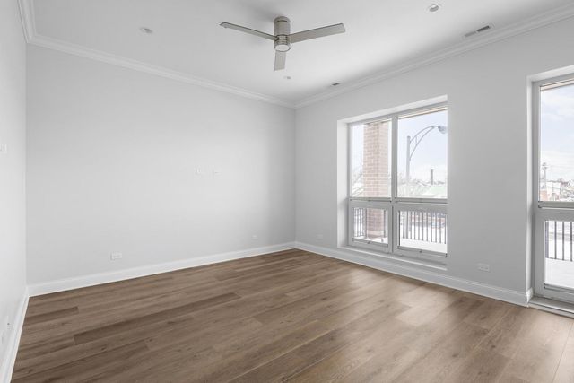 6555 W North Avenue 301, Oak Park, IL 60302