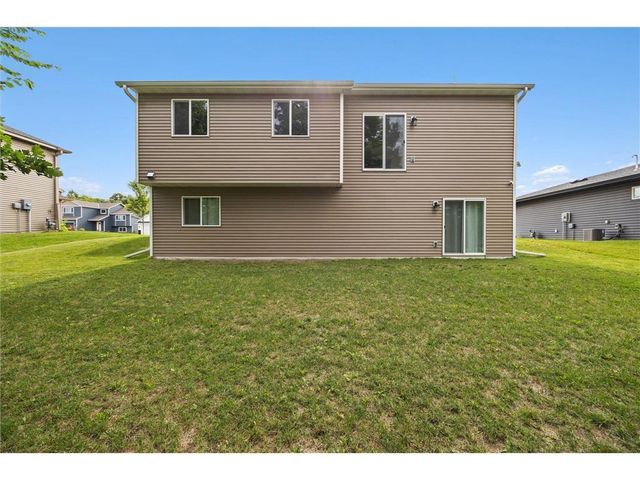 303 29th Avenue SE, Saint Cloud, MN 56304