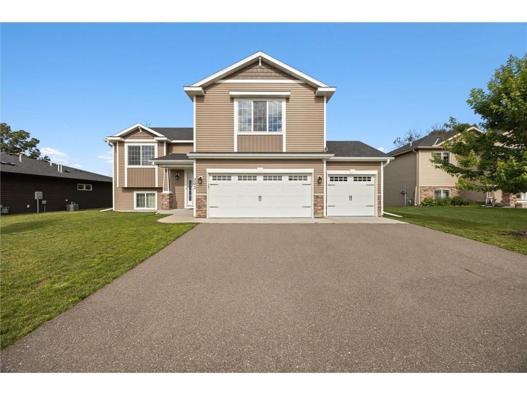 303 29th Avenue SE, Saint Cloud, MN 56304