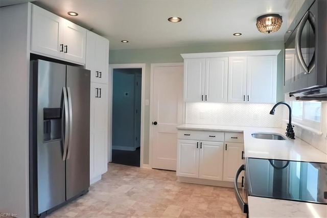 805 Clay AVE, Chesapeake, VA 23323