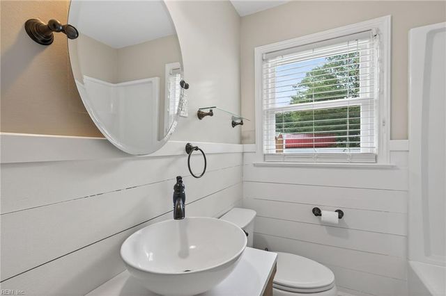 805 Clay AVE, Chesapeake, VA 23323
