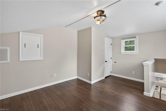 805 Clay AVE, Chesapeake, VA 23323