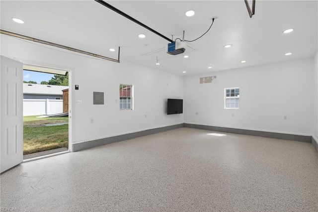 805 Clay AVE, Chesapeake, VA 23323