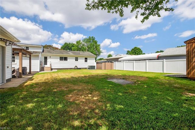805 Clay AVE, Chesapeake, VA 23323