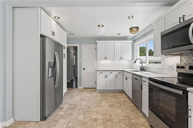 805 Clay AVE, Chesapeake, VA 23323