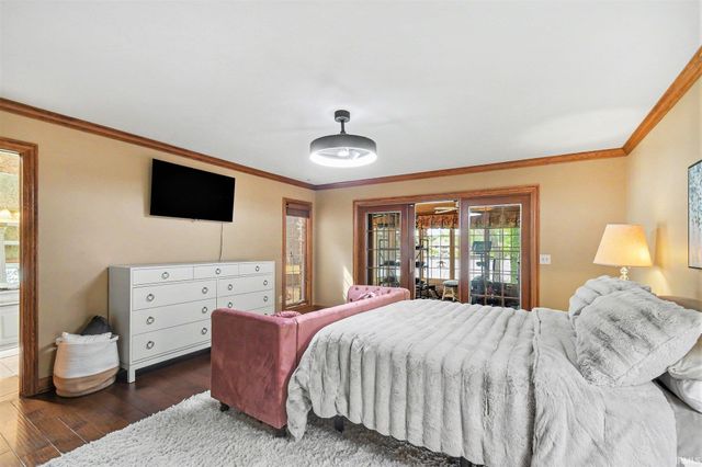 54940 Woodhold Court, Elkhart, IN 46516
