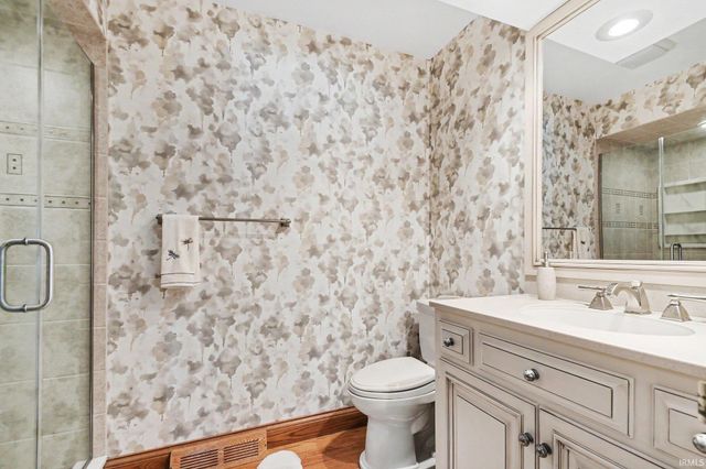 54940 Woodhold Court, Elkhart, IN 46516