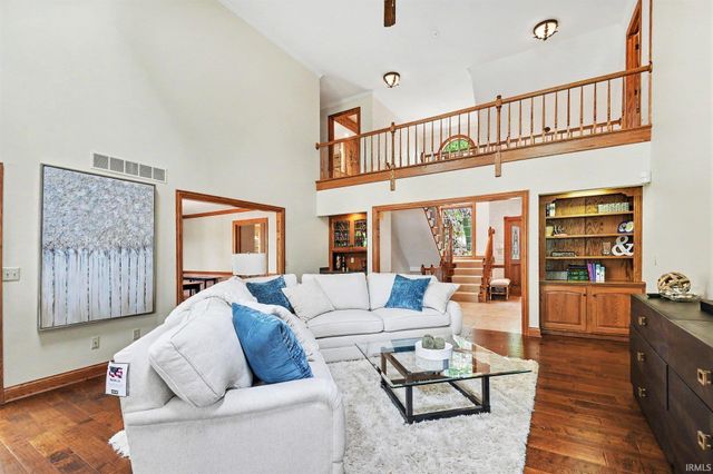 54940 Woodhold Court, Elkhart, IN 46516