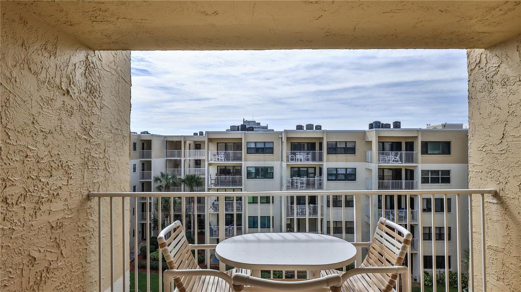 Image 20 of property listing at 4175 S ATLANTIC AVENUE 508, New Smyrna Beach, FL 32169