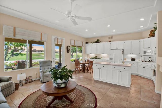1287 Riviera, Banning, CA 92220