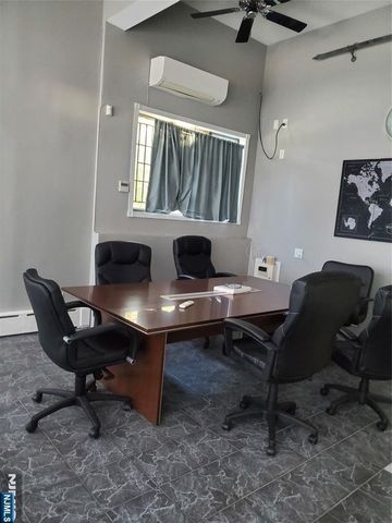 611 Bergen Boulevard, Ridgefield, NJ 07657