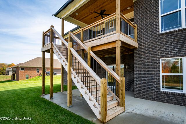 6308 Brentwood Dr, Crestwood, KY 40014