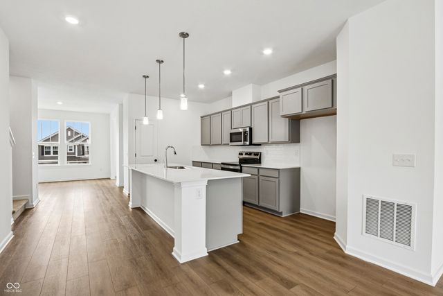 5758 Arcade Boulevard, Mccordsville, IN 46055