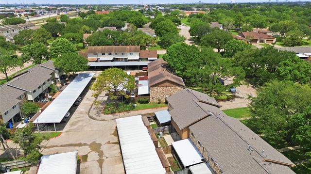 1508 S 8th Street, La Porte, TX 77571